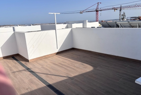 Rynek wtórny - Szeregowiec - Los Montesinos - La Herada