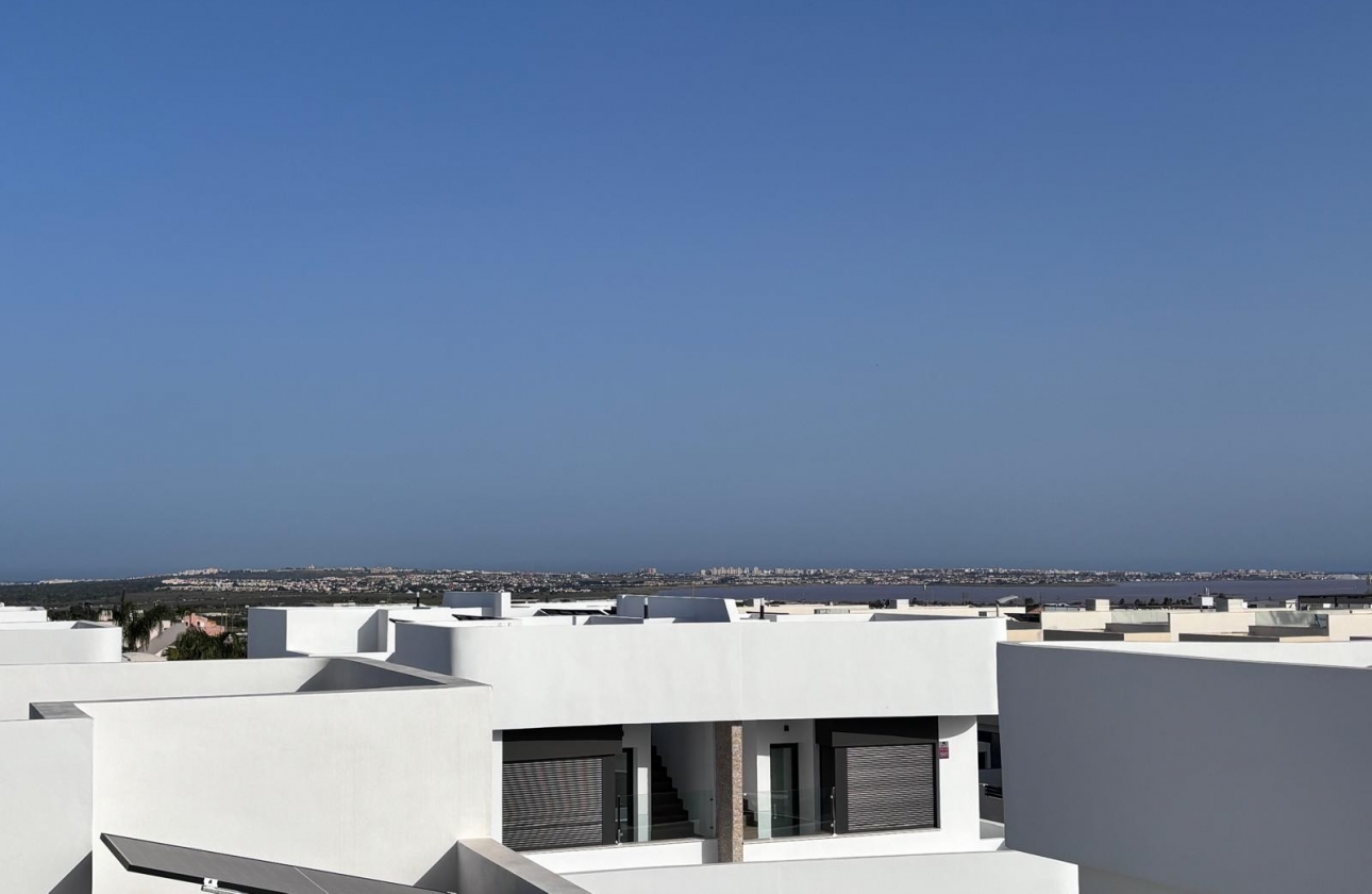 Rynek wtórny - Szeregowiec - Los Montesinos - La Herada