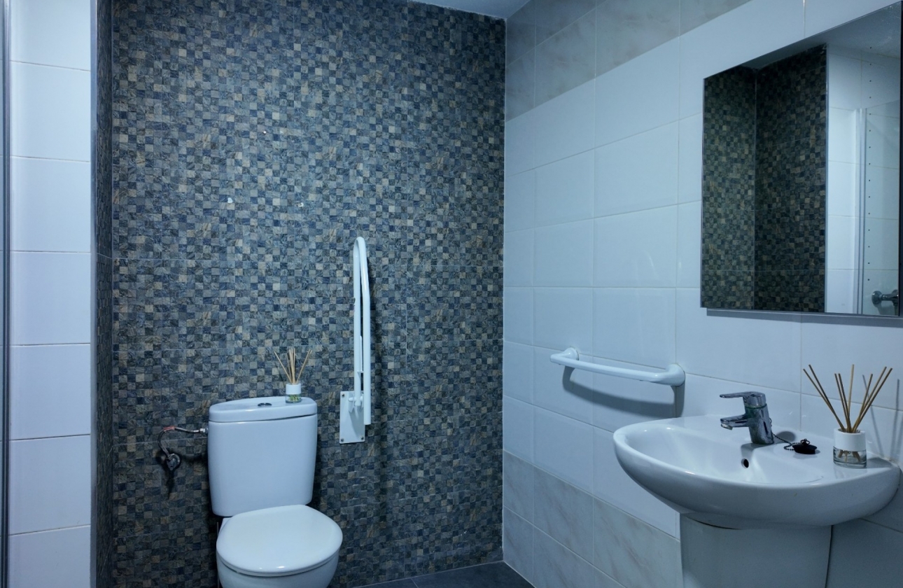 Rynek wtórny - Nieruchomość komercyjna - Alicante - Center