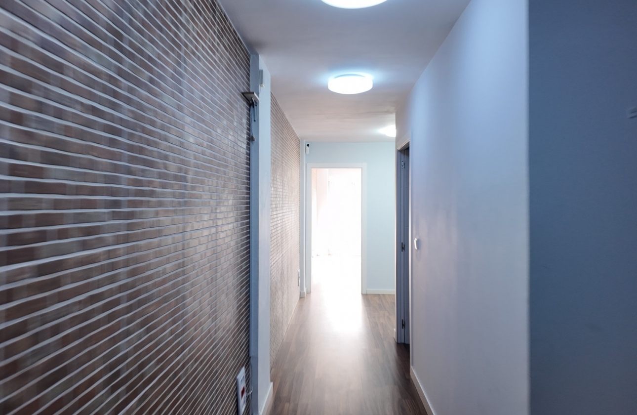 Rynek wtórny - Nieruchomość komercyjna - Alicante - Center