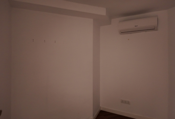 Rynek wtórny - Nieruchomość komercyjna - Alicante - Center