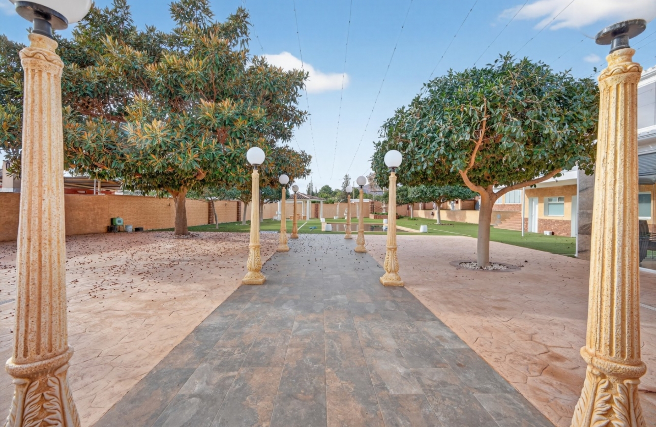 Rynek wtórny - Villa - Alicante - Rebolledo