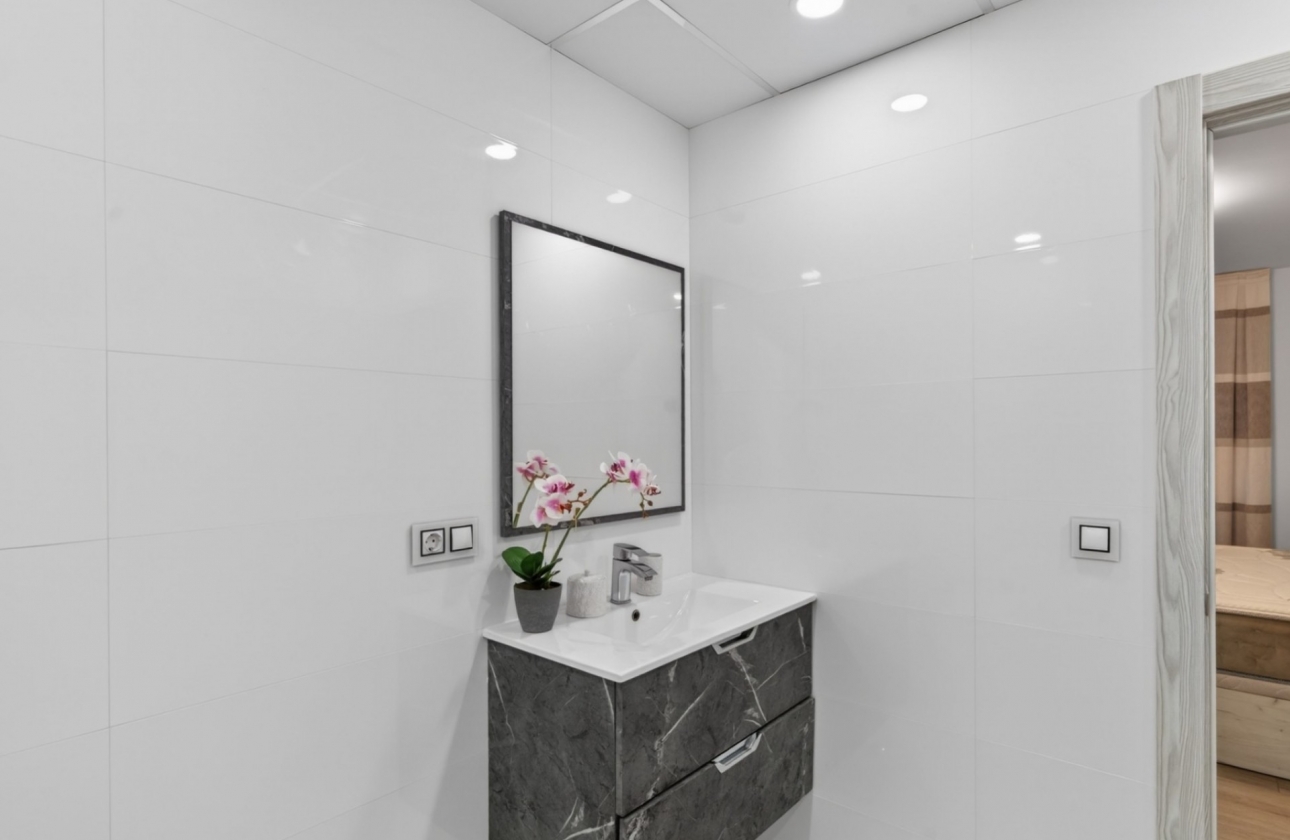 Rynek wtórny - Villa - Alicante - Rebolledo