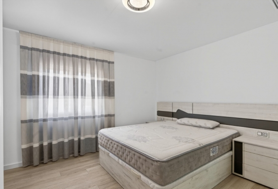 Rynek wtórny - Villa - Alicante - Rebolledo