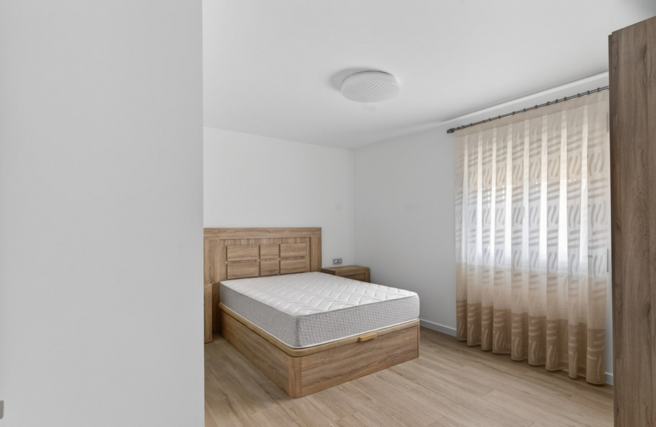 Rynek wtórny - Villa - Alicante - Rebolledo