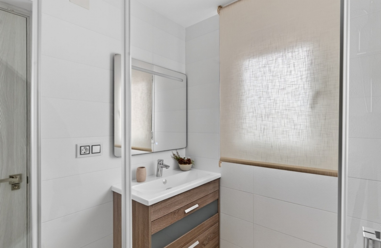 Rynek wtórny - Villa - Alicante - Rebolledo