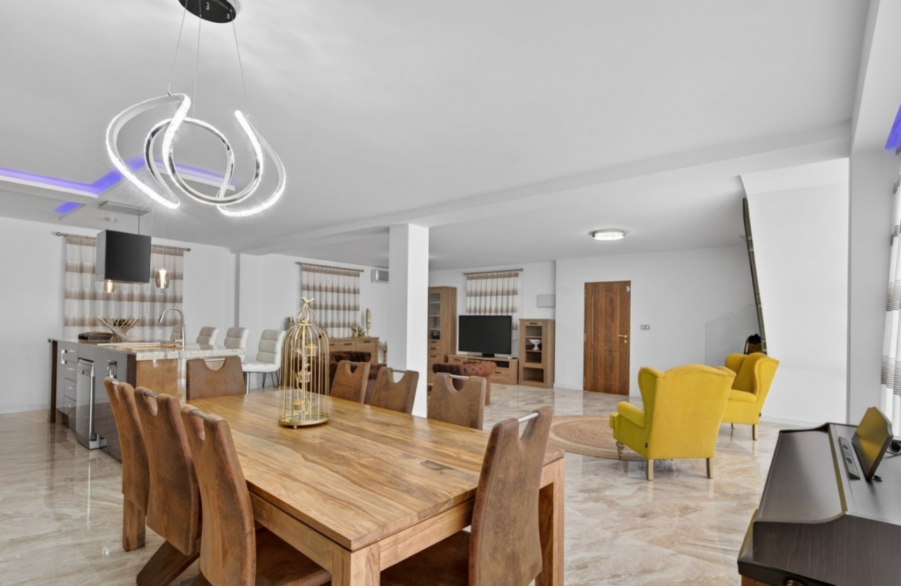 Rynek wtórny - Villa - Alicante - Rebolledo