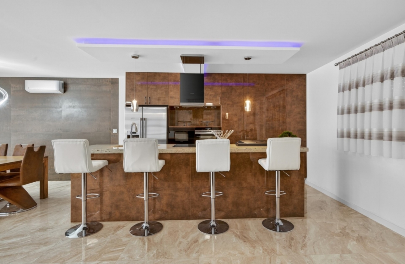 Rynek wtórny - Villa - Alicante - Rebolledo