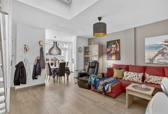 Rynek wtórny - Apartament - Torrevieja - Playa de los Locos