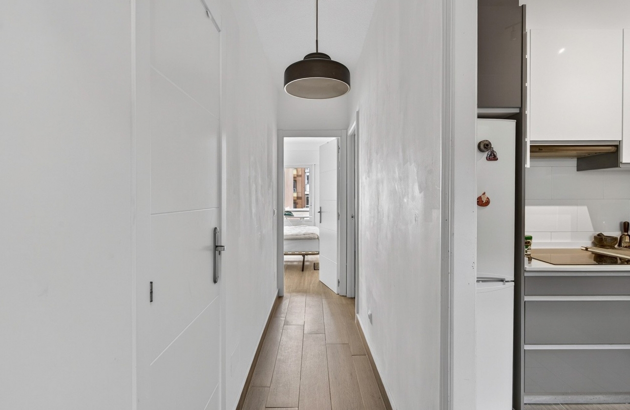 Rynek wtórny - Apartament - Torrevieja - Playa de los Locos