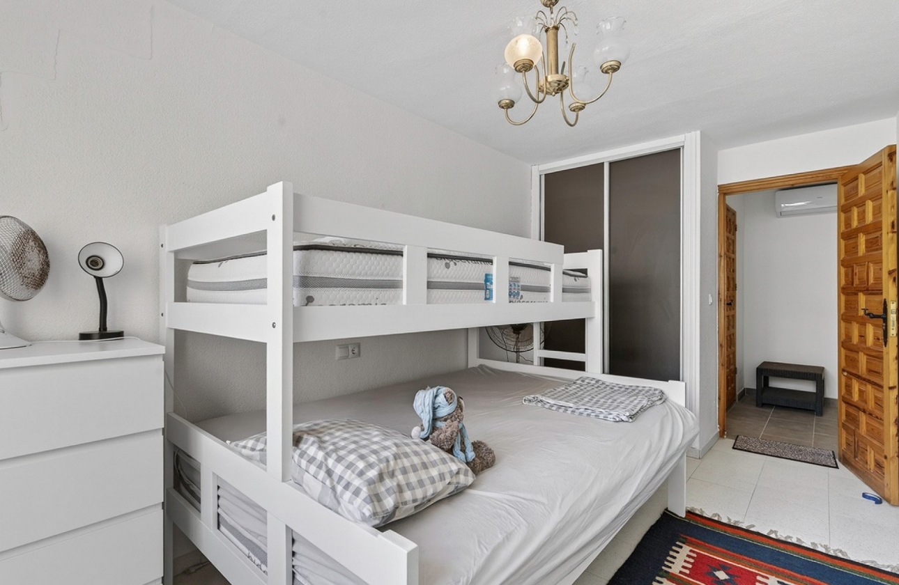 Rynek wtórny - Apartament - Torrevieja - Playa de los Locos