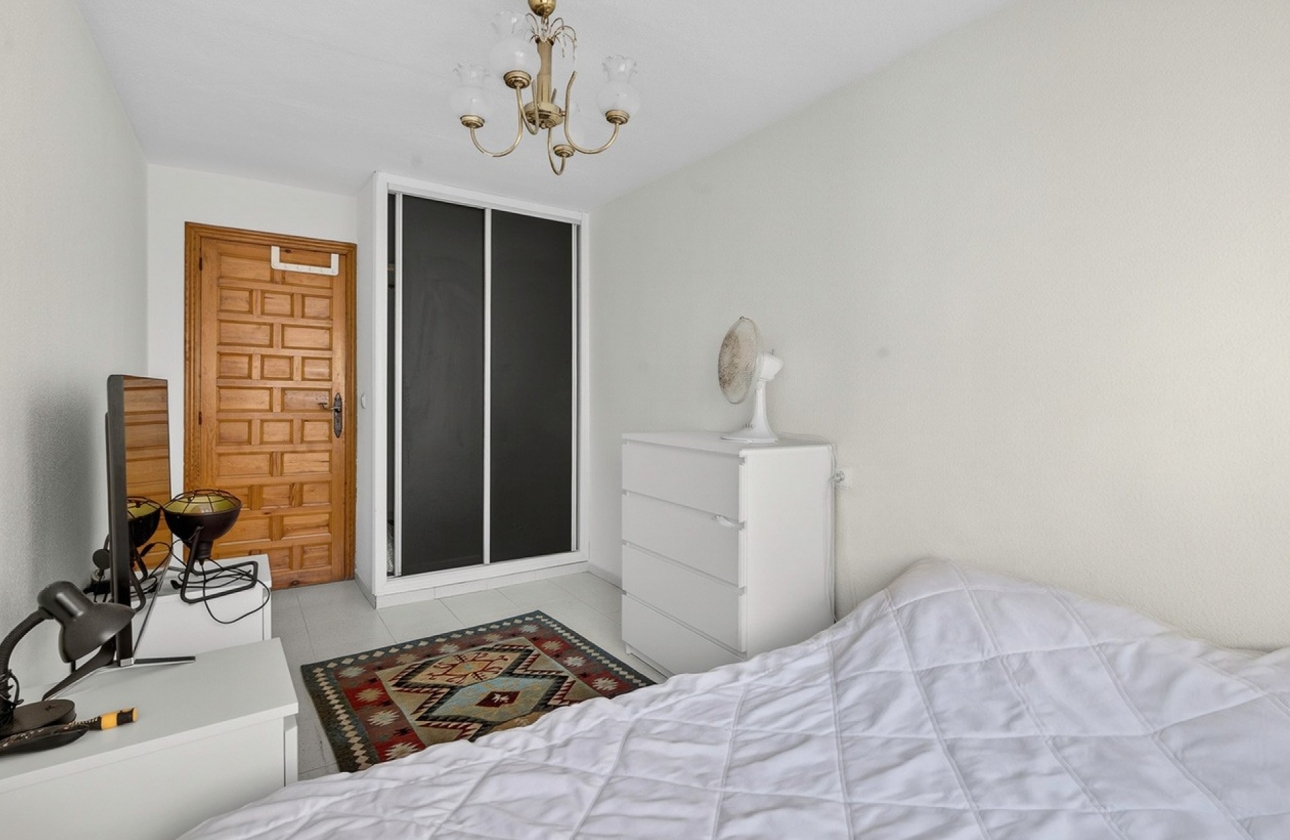 Rynek wtórny - Apartament - Torrevieja - Playa de los Locos