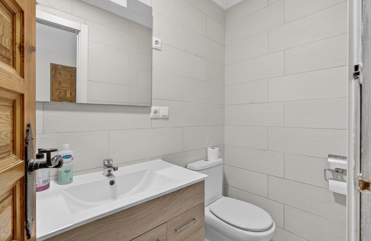 Rynek wtórny - Apartament - Torrevieja - Playa de los Locos