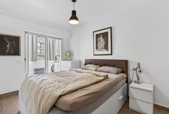 Rynek wtórny - Apartament - Torrevieja - Playa de los Locos