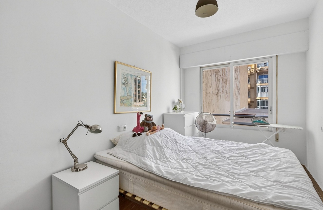 Rynek wtórny - Apartament - Torrevieja - Playa de los Locos