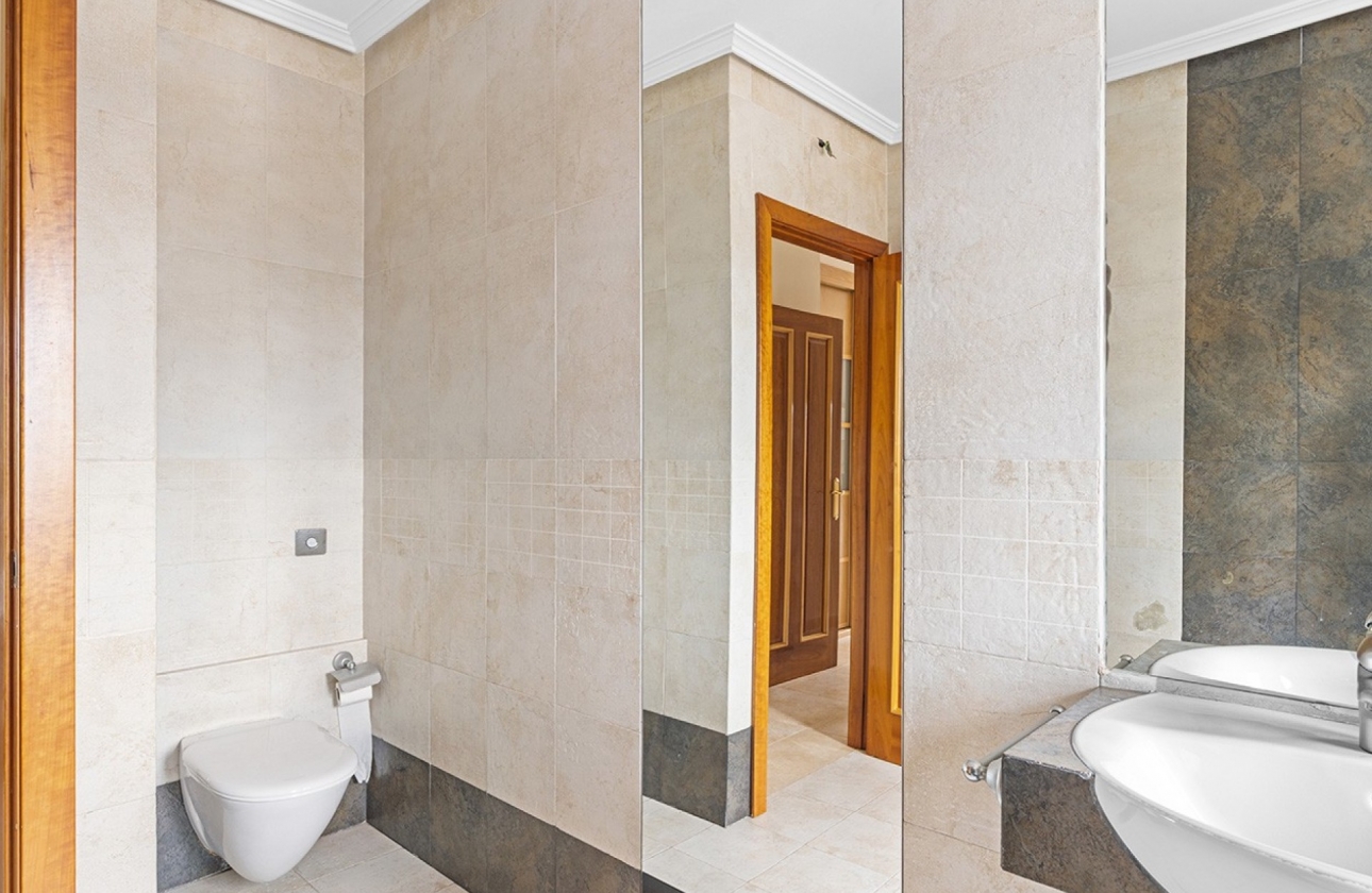 Rynek wtórny - Villa - Alicante - Rebolledo