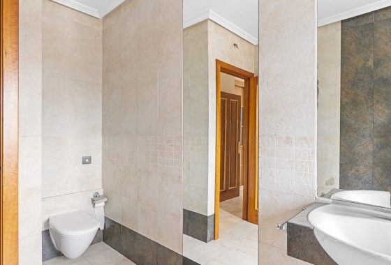 Rynek wtórny - Villa - Alicante - Rebolledo