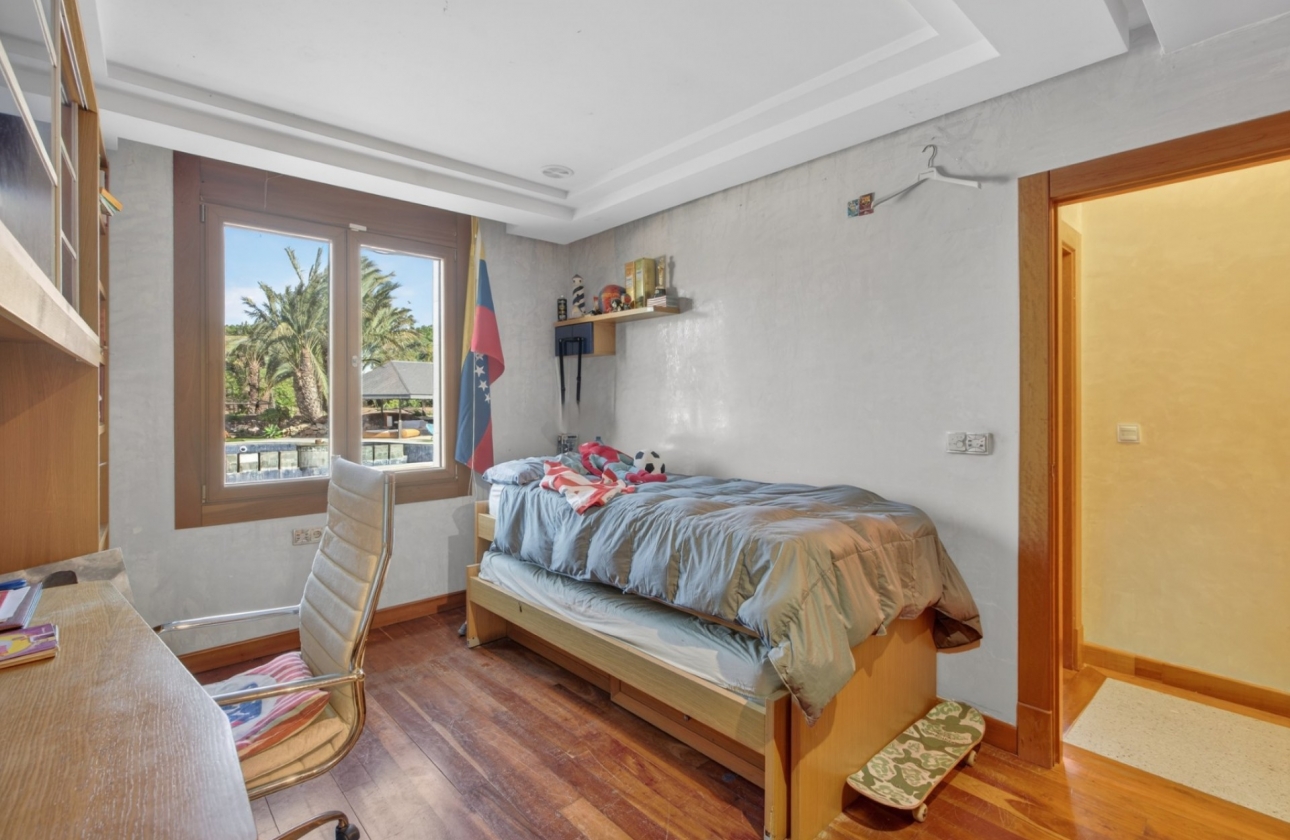 Rynek wtórny - Villa - Elche