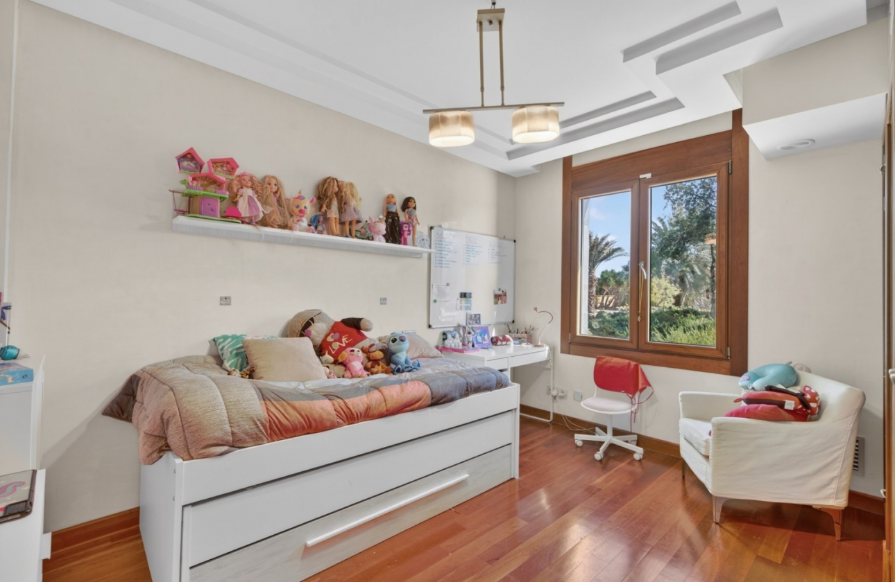 Rynek wtórny - Villa - Elche