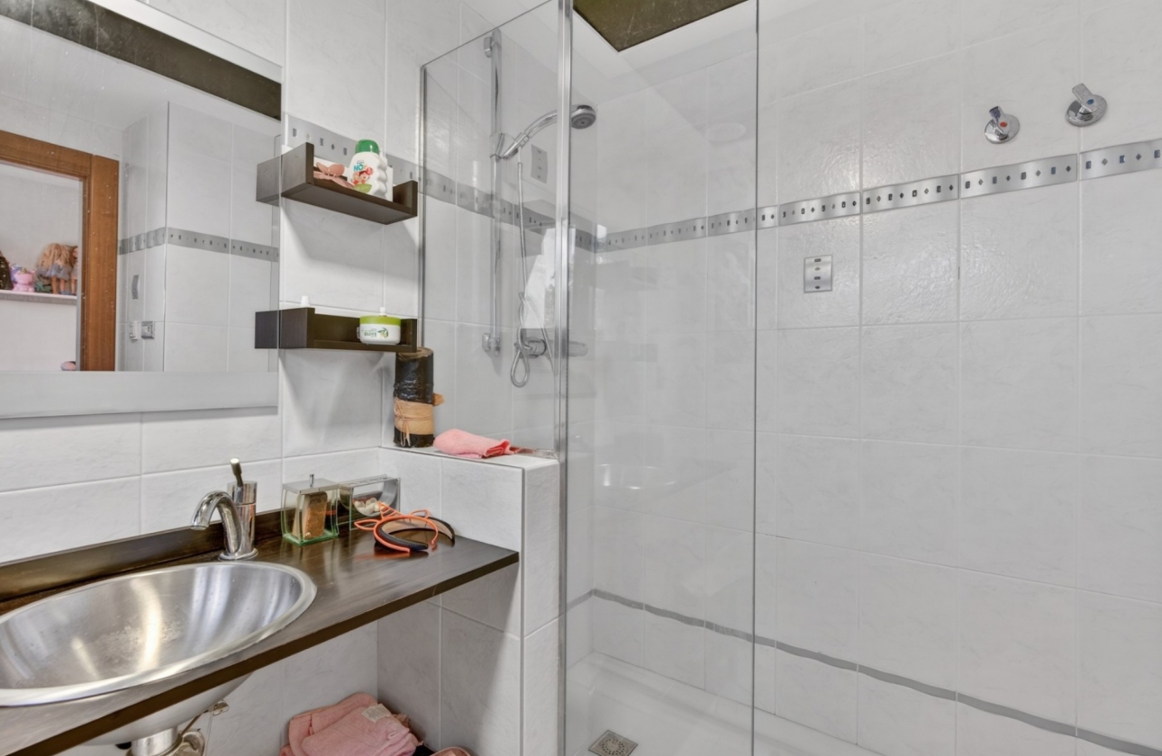 Rynek wtórny - Villa - Elche