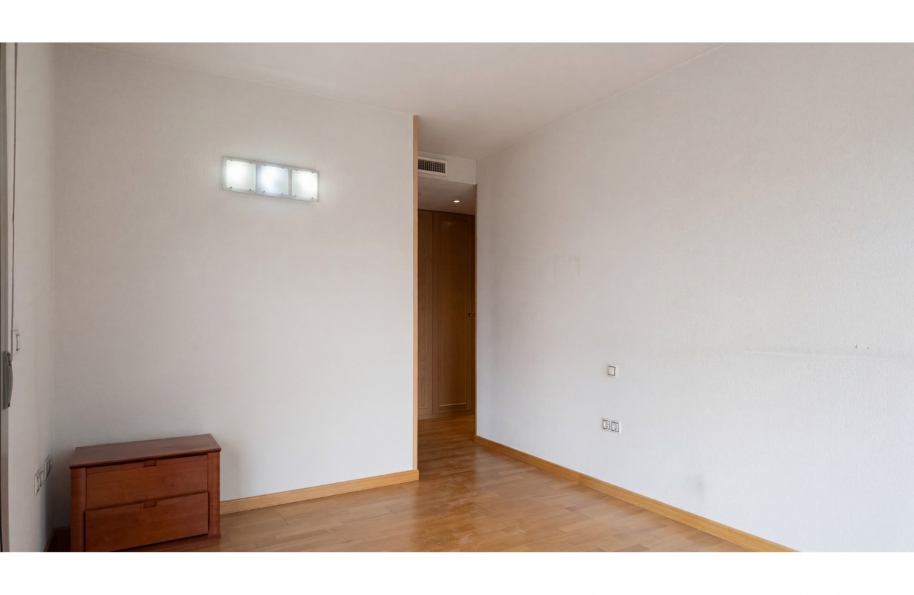 Rynek wtórny - Apartament - Alicante - Garbinet