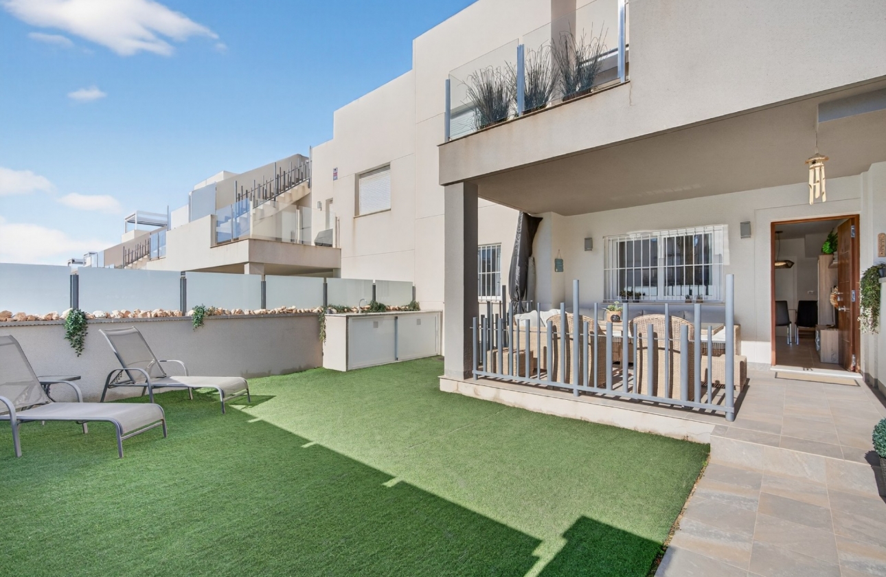 Rynek wtórny - Apartament - Torrevieja - Aguas Nuevas