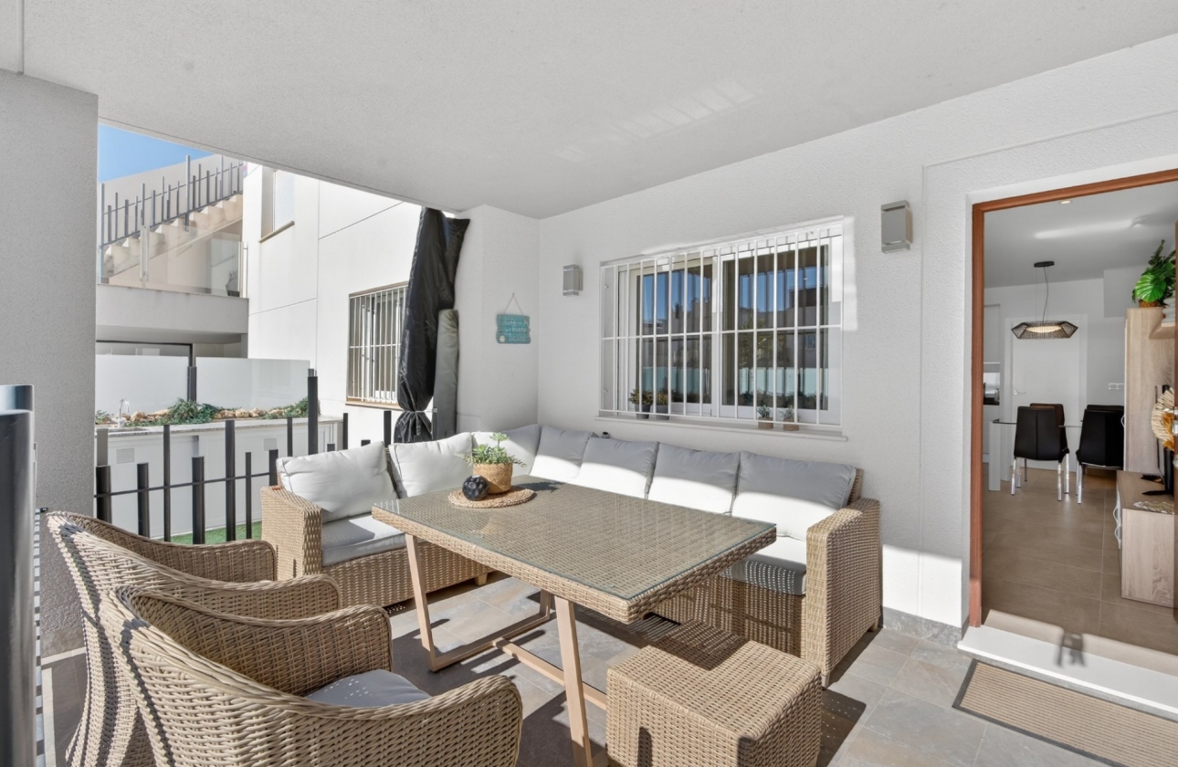 Rynek wtórny - Apartament - Torrevieja - Aguas Nuevas