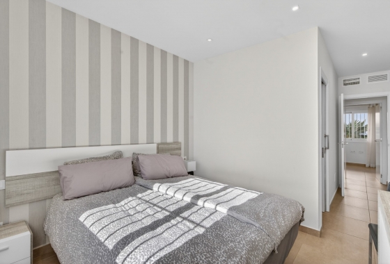 Rynek wtórny - Apartament - Torrevieja - Aguas Nuevas