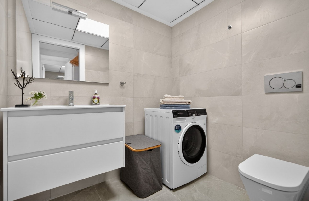 Rynek wtórny - Apartament - Torrevieja - Playa de los Locos