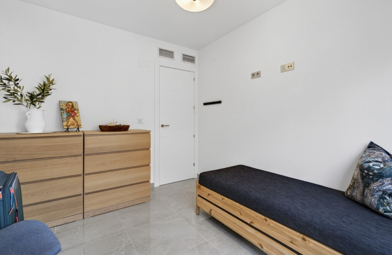 Rynek wtórny - Apartament - Torrevieja - Playa de los Locos