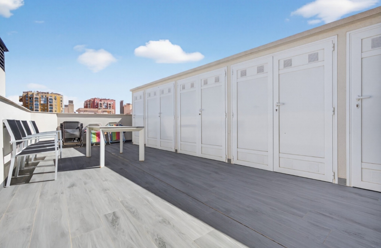 Rynek wtórny - Apartament - Torrevieja - Playa de los Locos
