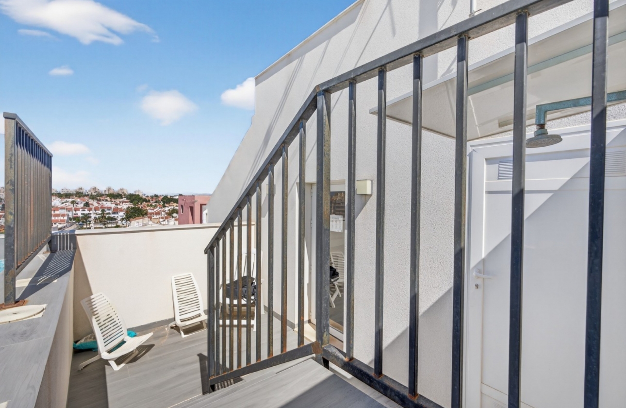 Rynek wtórny - Apartament - Torrevieja - Playa de los Locos