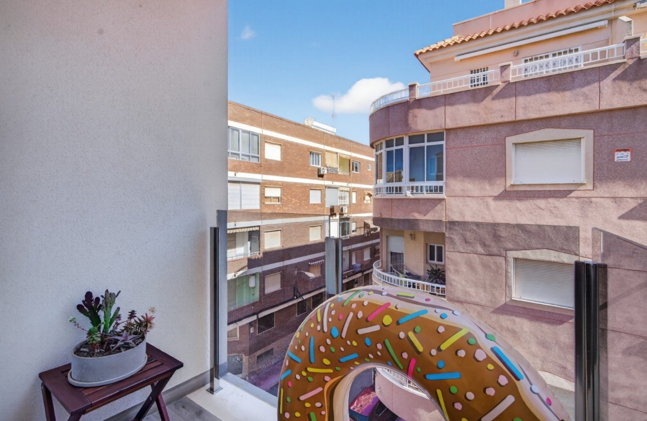 Rynek wtórny - Apartament - Torrevieja - Playa de los Locos