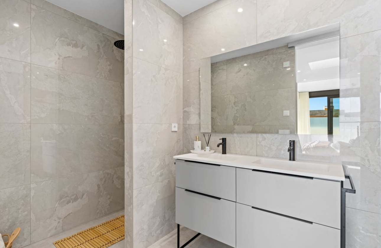 Rynek pierwotny - Detached - Polop