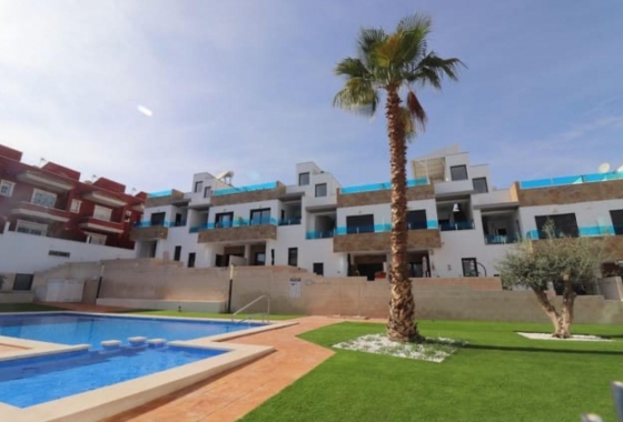 Rynek pierwotny - Szeregowiec - Bigastro