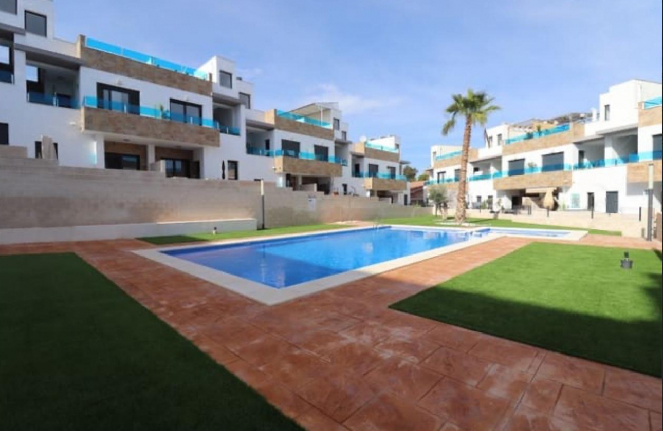 Rynek pierwotny - Szeregowiec - Bigastro