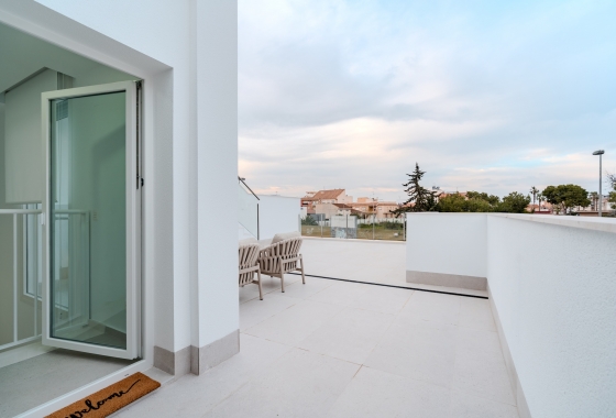 Rynek pierwotny - Detached - Los Alcazares