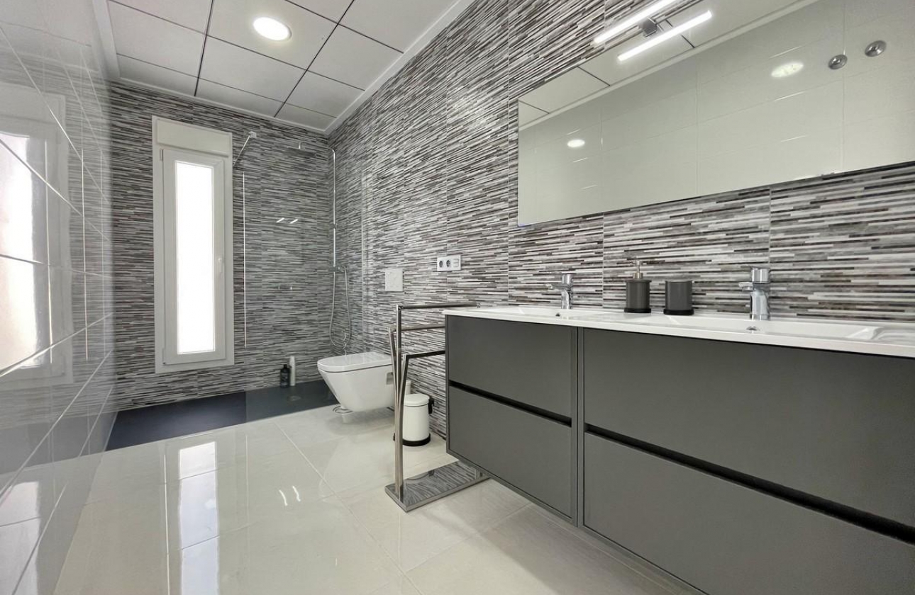 New Build - Detached - Rafal