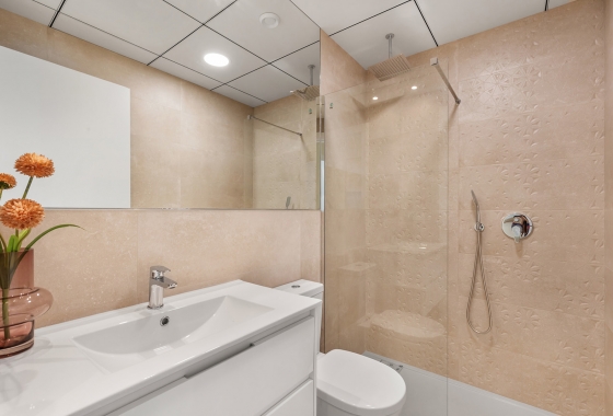 Obra nueva - Bungalow - Los Alcazares