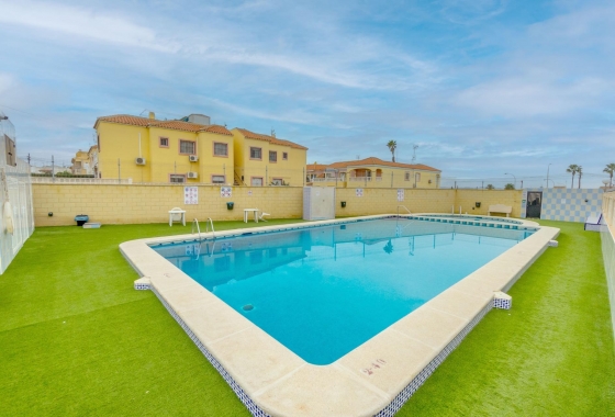 Resale - Apartment - Torrevieja - El Chaparral