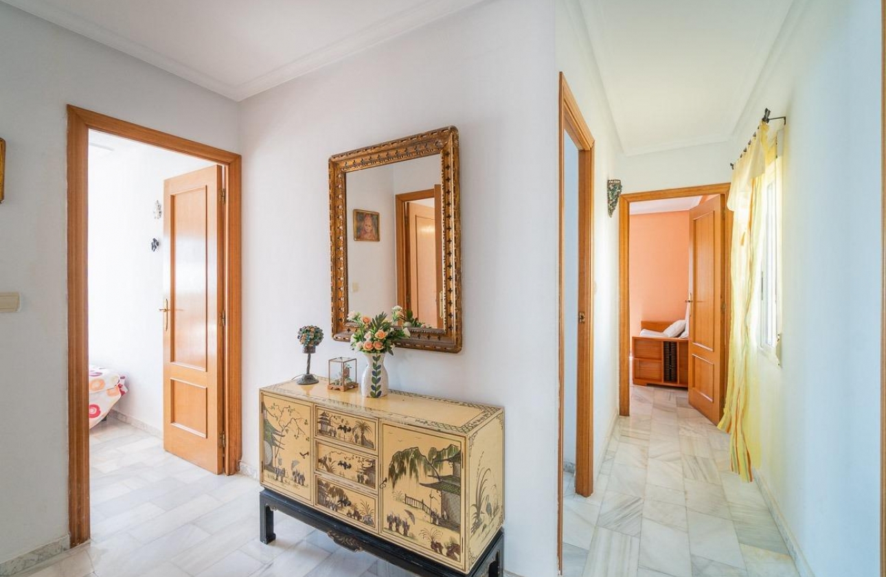 Rynek wtórny - Villa - Torrevieja - Cala de cabo cervera