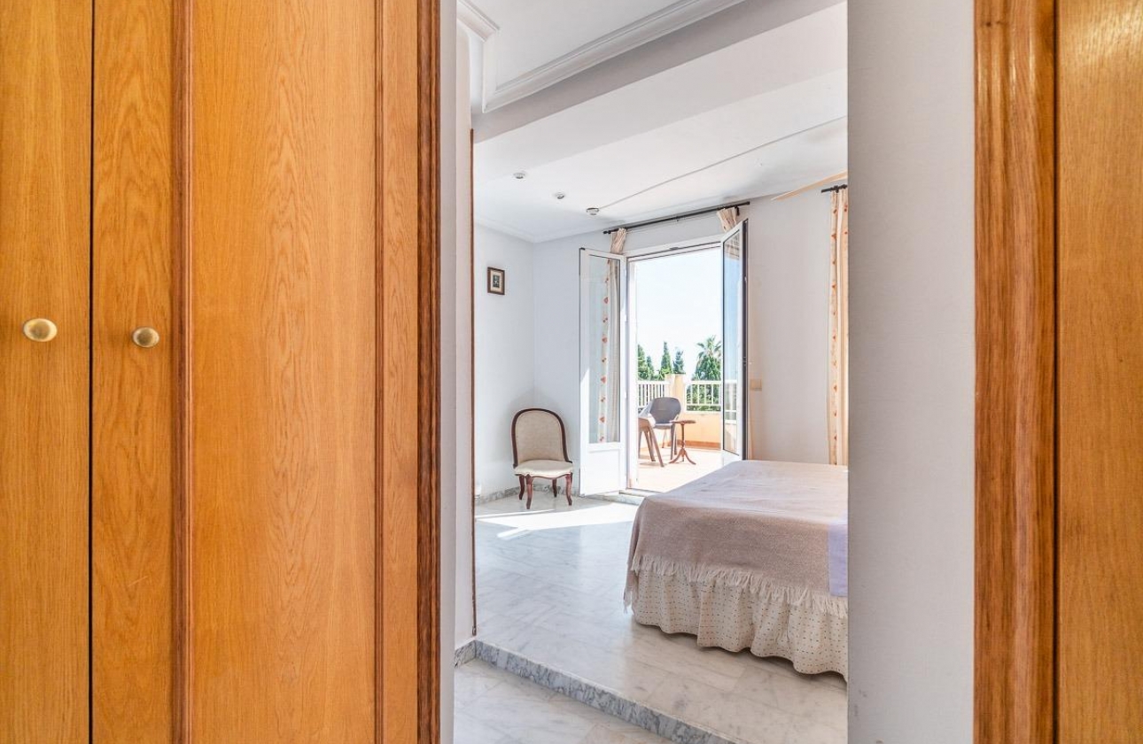 Rynek wtórny - Villa - Torrevieja - Cala de cabo cervera