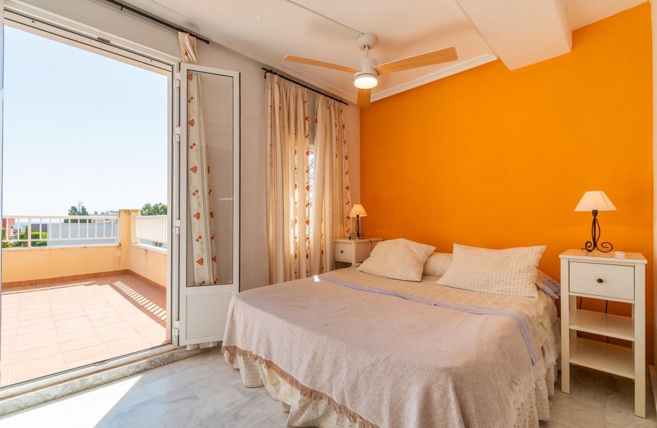 Rynek wtórny - Villa - Torrevieja - Cala de cabo cervera