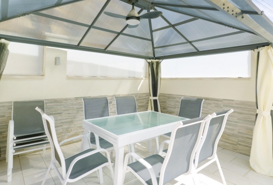 Rynek wtórny - Szeregowiec - Torrevieja - Punta Prima