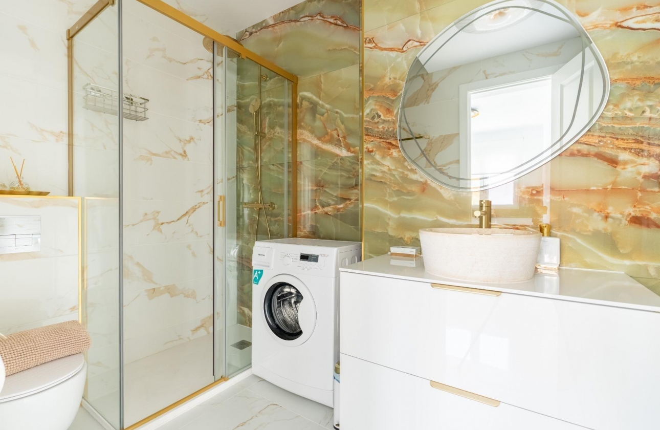 Rynek wtórny - Szeregowiec - Torrevieja - Punta Prima