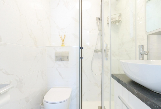 Rynek wtórny - Szeregowiec - Torrevieja - Punta Prima