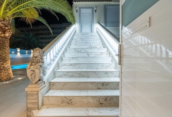 Rynek wtórny - Szeregowiec - Torrevieja - Punta Prima