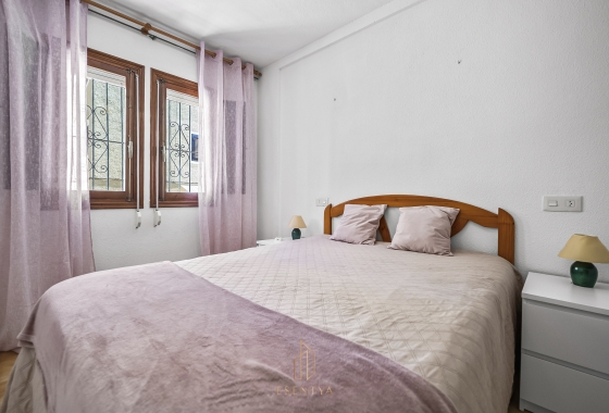 Rynek wtórny - Szeregowiec - Torrevieja - La Mata