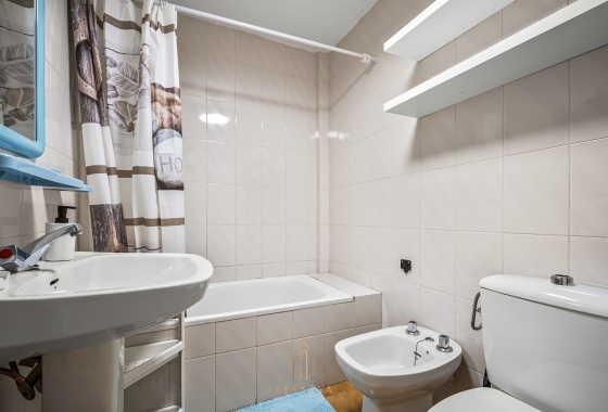 Rynek wtórny - Szeregowiec - Torrevieja - La Mata