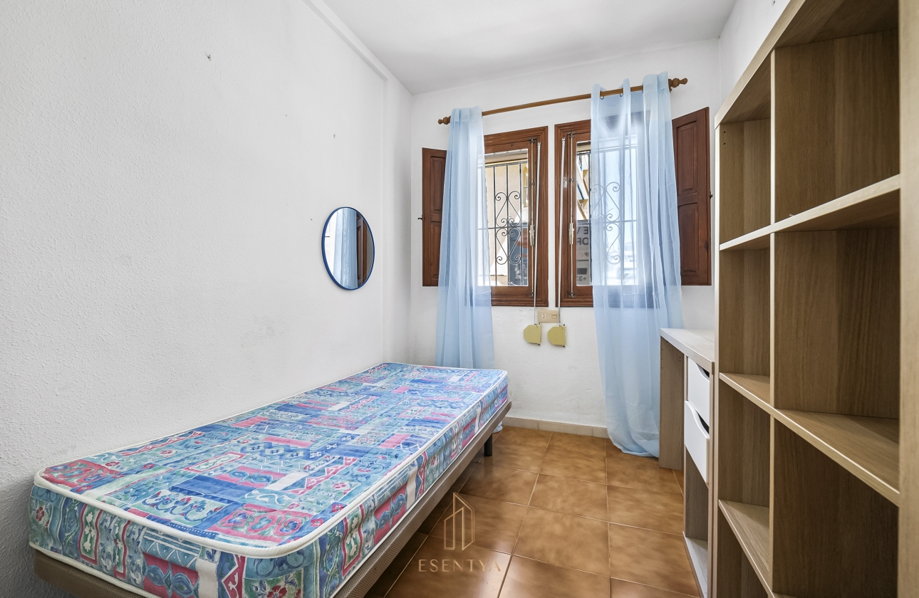 Rynek wtórny - Szeregowiec - Torrevieja - La Mata